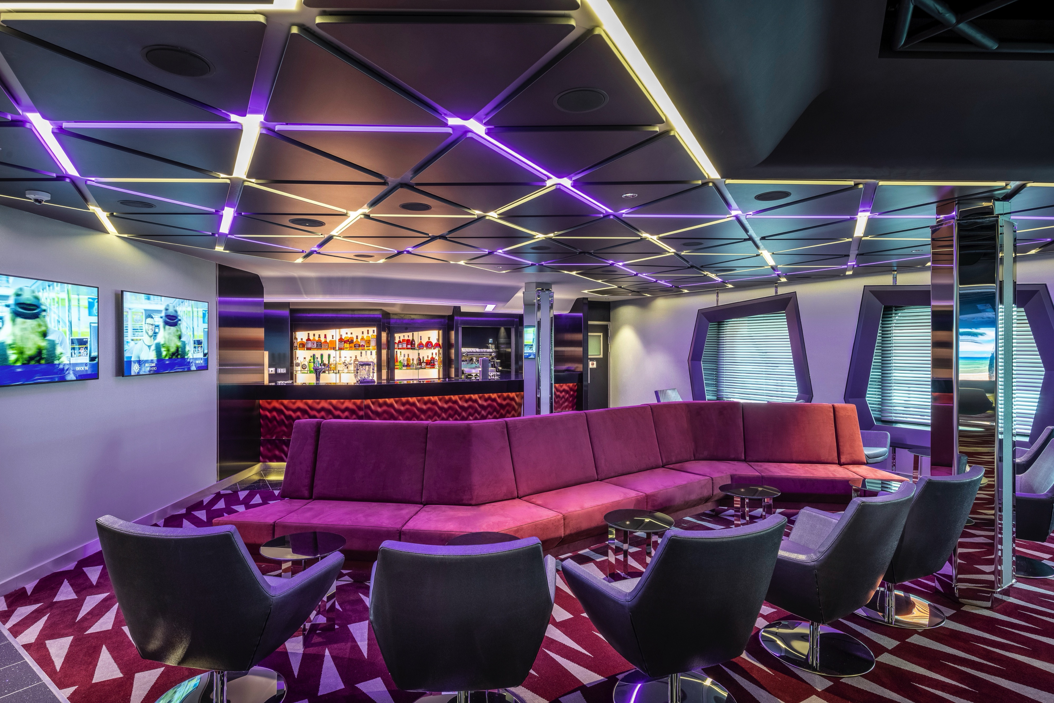 MSC Euribia - TV Studio and Bar